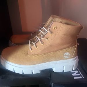 COPY - Size 11 timberland boots